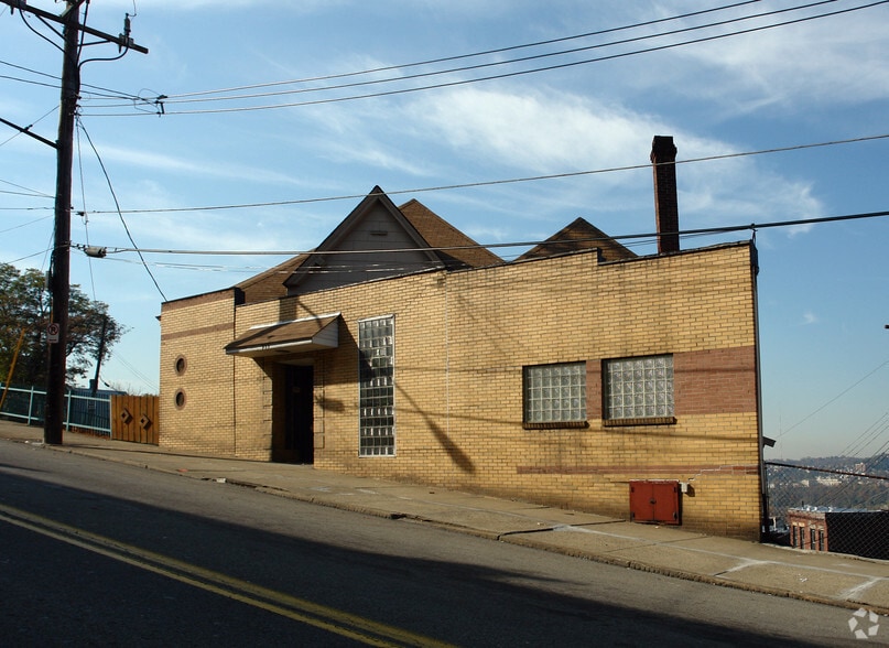933-935 Herron Ave, Pittsburgh, PA à vendre - Photo du bâtiment - Image 2 de 5