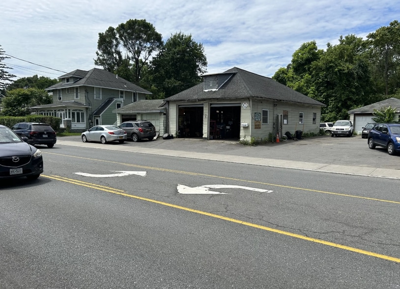 34 Everett Rd, Albany, NY à vendre - Photo principale - Image 1 de 2