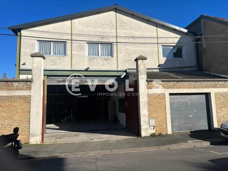 Flex in Maisons-Alfort for sale - Building Photo - Image 1 of 19