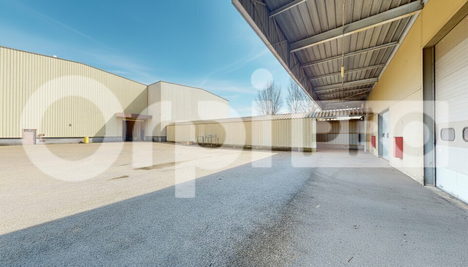 Industriel dans Saint-Quentin-Fallavier à vendre - Photo du bâtiment - Image 2 de 4