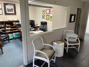 5000 W 4th St, Hattiesburg, MS for lease Interior Photo- Image 2 of 5