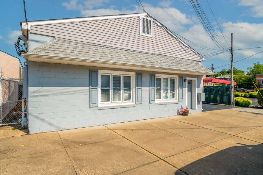 101 N Gray Ave, Wilmington, DE à vendre - Photo du bâtiment - Image 3 de 25