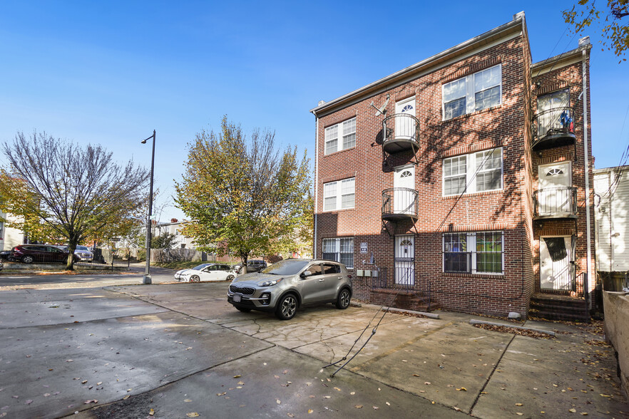 1701 E St NE, Washington, DC à vendre - Photo du b timent - Image 3 de 31