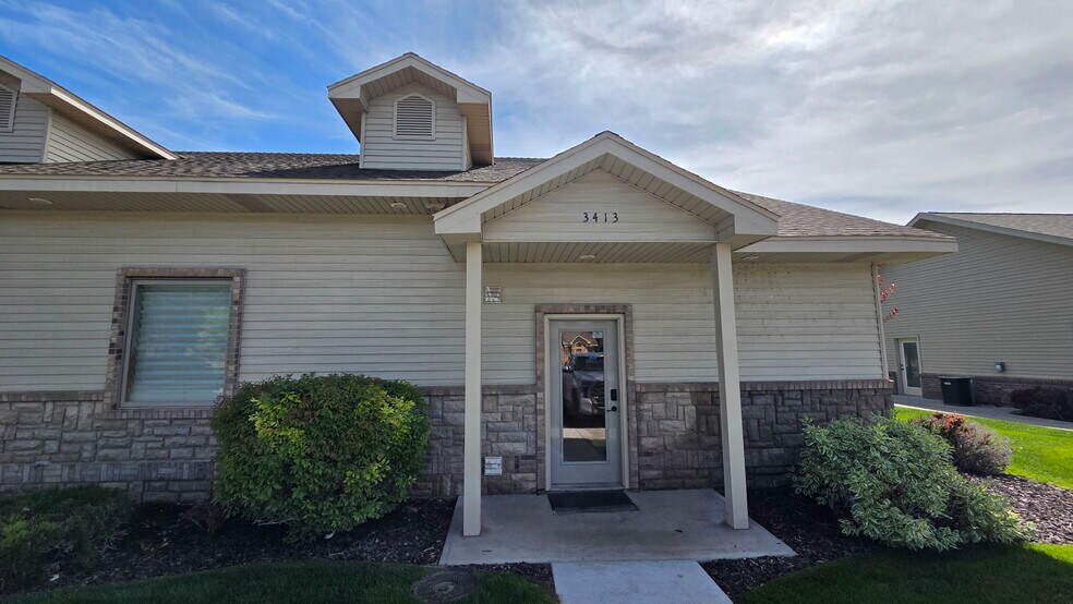 3411-3413 Merlin Dr, Idaho Falls, ID à louer - Photo du bâtiment - Image 1 de 8
