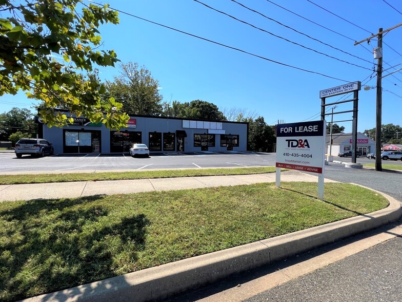 1201 Eastern Blvd, Essex, MD for lease - Building Photo - Image 3 of 17