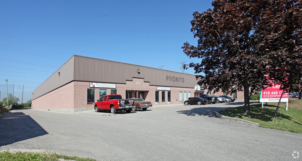 1050 Salk Rd, Pickering, ON à louer - Photo du bâtiment - Image 3 de 4