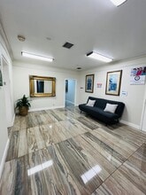 6101 W Atlantic Blvd, Margate, FL for lease Lobby- Image 1 of 11