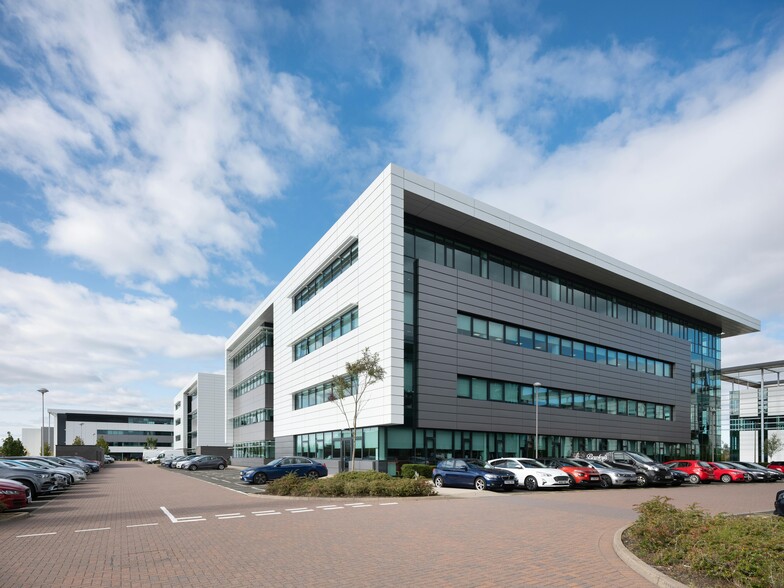 Parklands Ave, Holytown for lease - Building Photo - Image 2 of 5