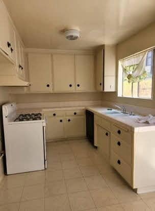 932 S Gramercy Pl, Los Angeles, CA à vendre - Photo intérieure - Image 3 de 7