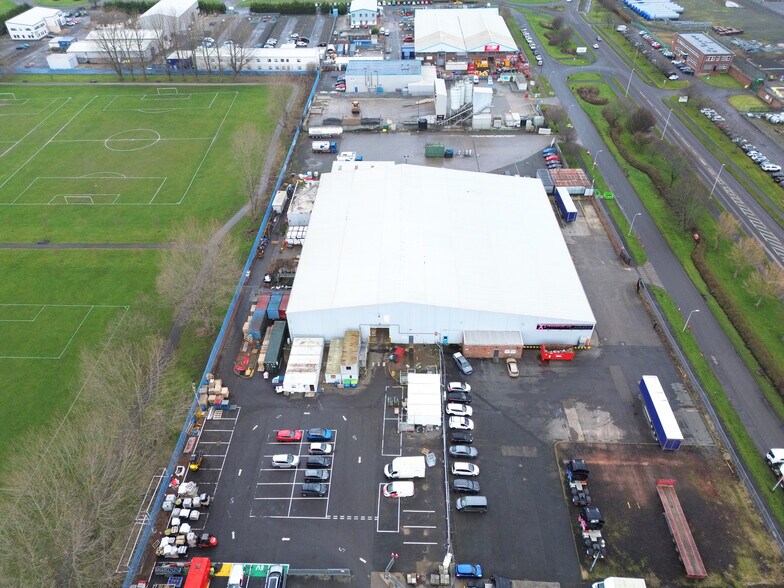 Inchyra Rd, Grangemouth à vendre - Photo du bâtiment - Image 3 de 7