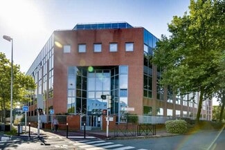 More details for 38 Boulevard Paul Cézanne, Guyancourt - Office for Lease