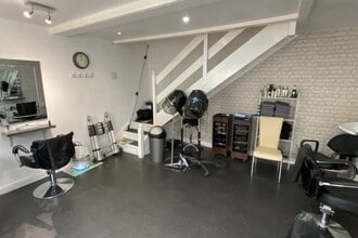 2 Bay Horse Ct, Otley à louer Photo intérieure- Image 2 de 2