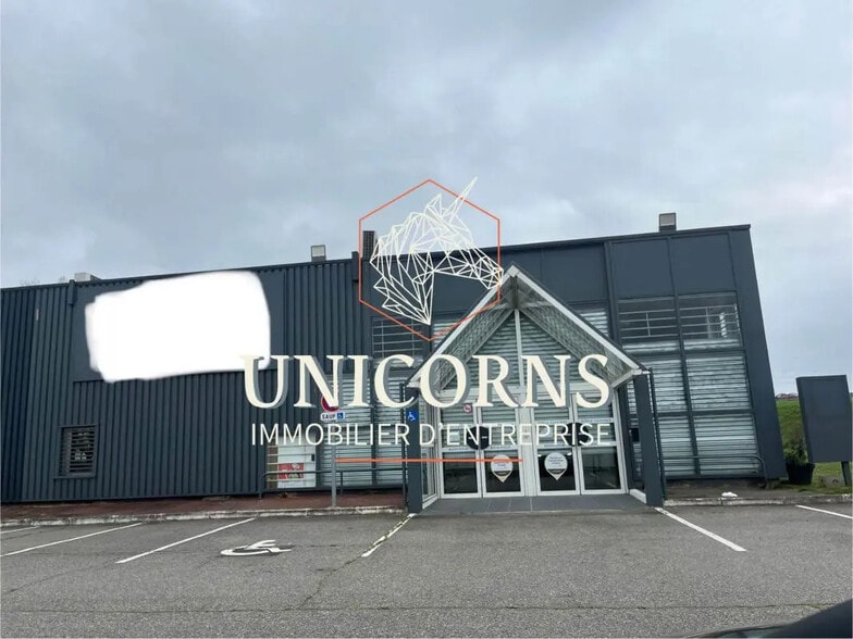 Retail in Toulouse for lease - Building Photo - Image 3 of 3