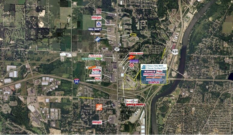 555-805 Center Dr NW, Grand Rapids, MI à louer - Aérien - Image 3 de 16