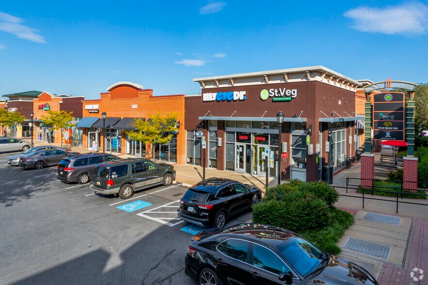 14929 Shady Grove Rd, Rockville, MD à louer - Photo du bâtiment - Image 2 de 7