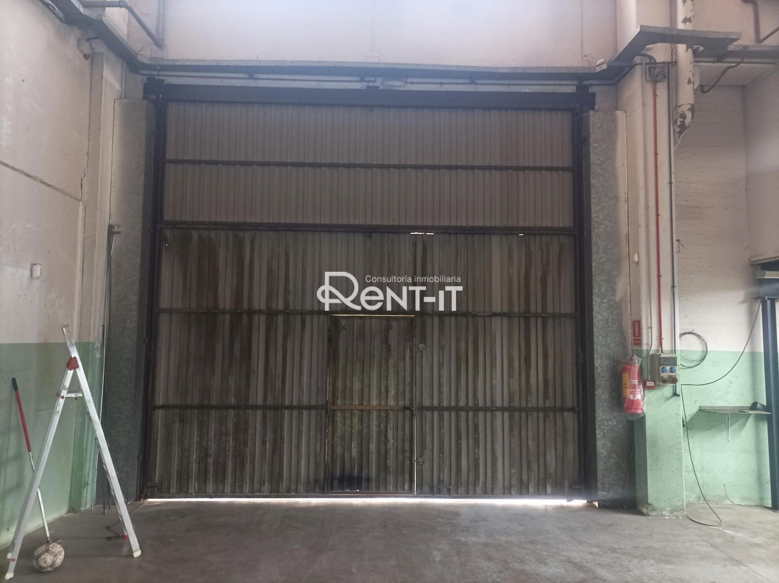 Industrial in Sant Vicenç dels Horts, Barcelona for lease Interior Photo- Image 1 of 18