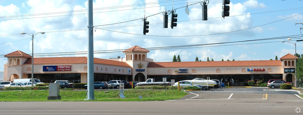 4410 W Hillsborough Ave, Tampa, FL for lease - Building Photo - Image 2 of 9