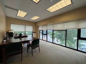 400 Bedford Ave, Brooklyn, NY for lease Interior Photo- Image 1 of 12