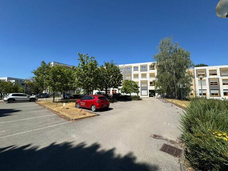 7 Boulevard Rembrandt, Dijon à louer - Photo du bâtiment - Image 2 de 8
