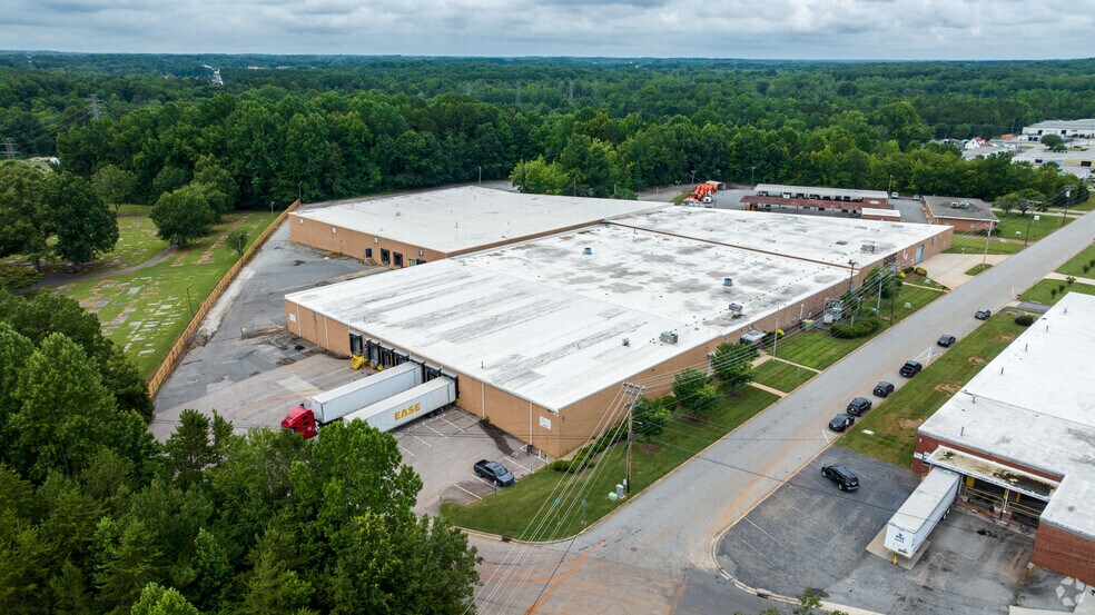 615 Industrial Ave, Salisbury, NC à louer - Aérien - Image 2 de 6