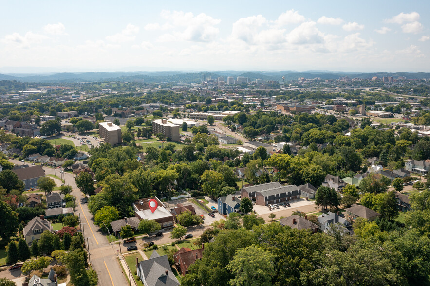 428 E Scott Ave, Knoxville, TN à louer - A rien - Image 3 de 3