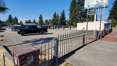 16822 Pacific Ave S, Spanaway, WA à louer Autre- Image 2 de 9