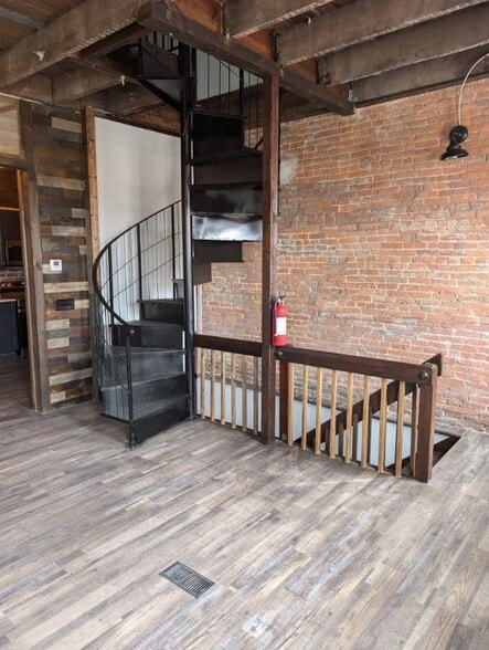 204 W Main St, Belleville, IL for sale - Building Photo - Image 3 of 37