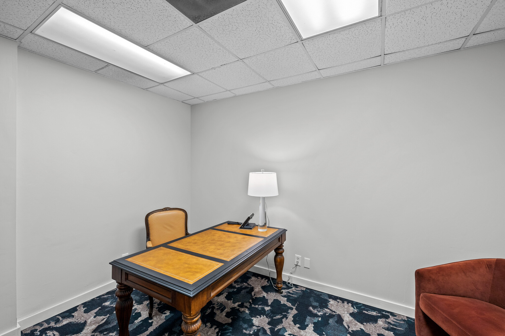 325 Candler Rd, Atlanta, GA for lease Interior Photo- Image 1 of 2