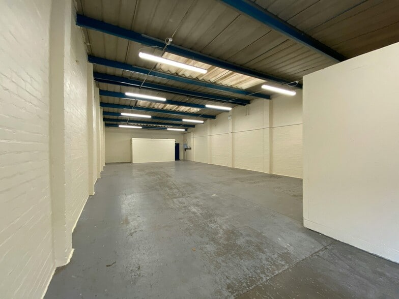 35-43 Hawbank Rd, East Kilbride for lease - Building Photo - Image 3 of 20