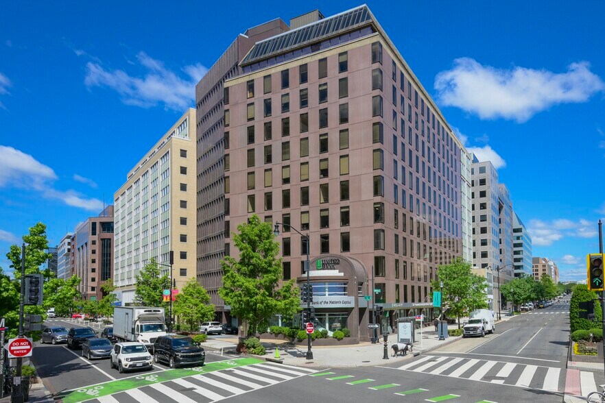 1100 Connecticut Ave NW, Washington, DC à louer - Photo du bâtiment - Image 2 de 19