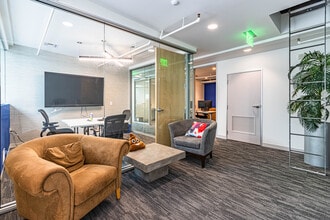 33 Falmouth St, San Francisco, CA for lease Interior Photo- Image 1 of 6