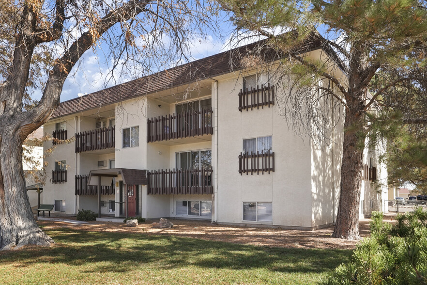 1024-1026 Oxford St, Pueblo, CO for sale - Primary Photo - Image 1 of 5