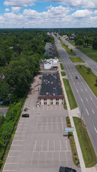 17421-17321 Telegraph Rd portfolio of 2 properties for sale on LoopNet.ca - Commercial Listing Video - Image 2 of 29