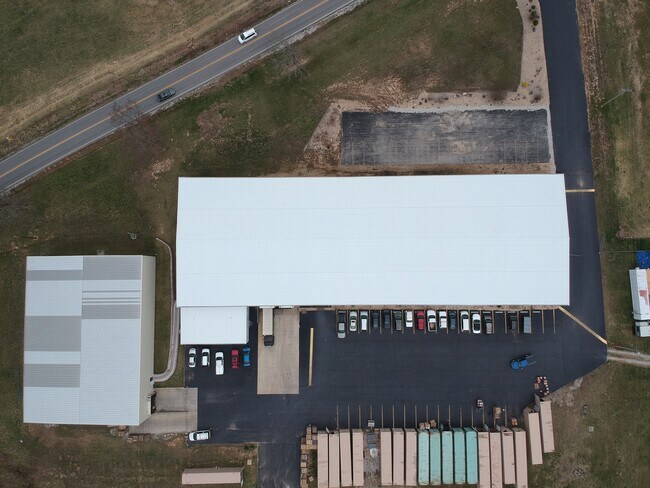 Plus de détails pour 6010 E State Highway 76, Kirbyville, MO - Industriel à louer