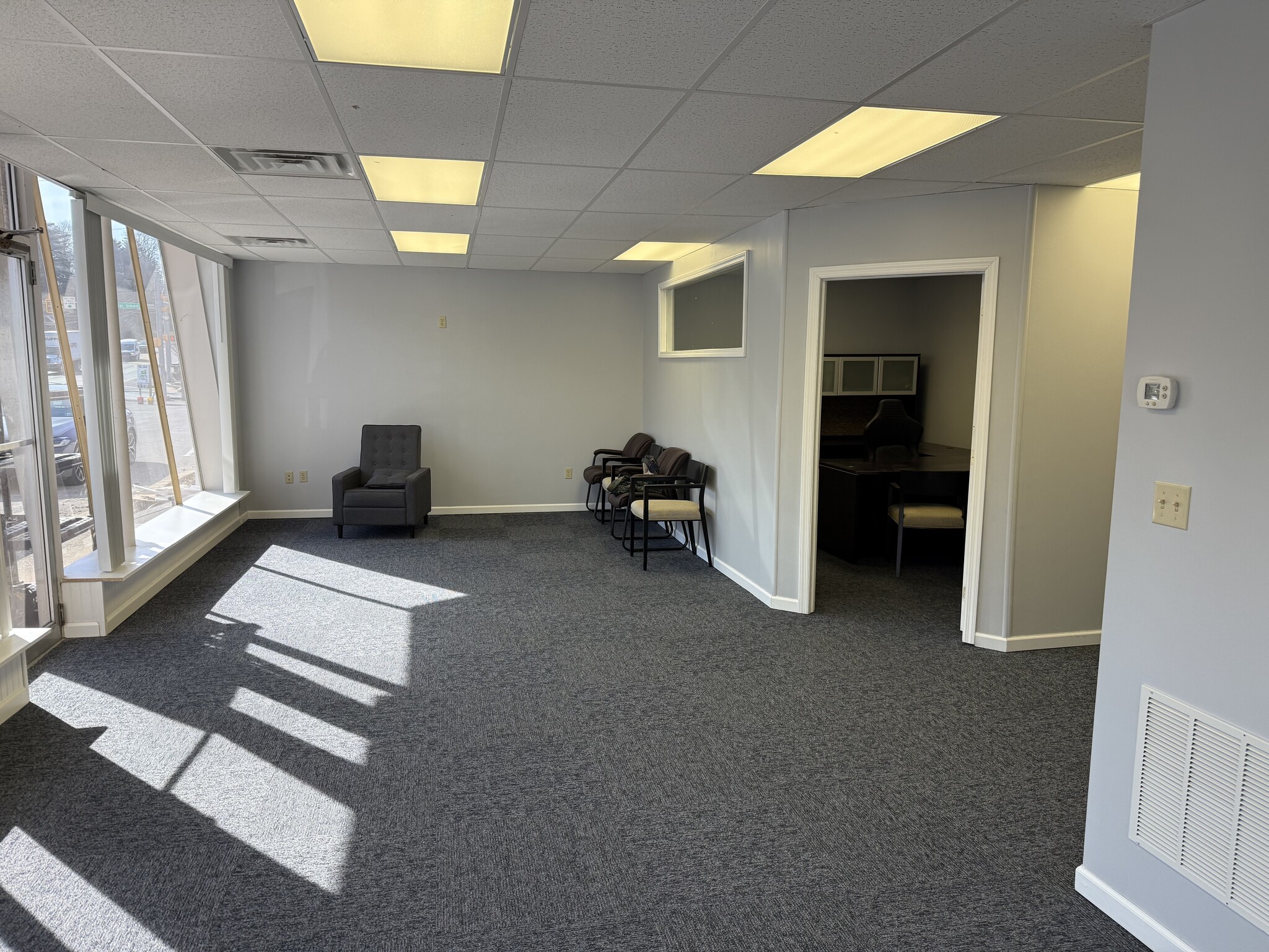 5850 Library Rd, Bethel Park, PA for lease Primary Photo- Image 1 of 6