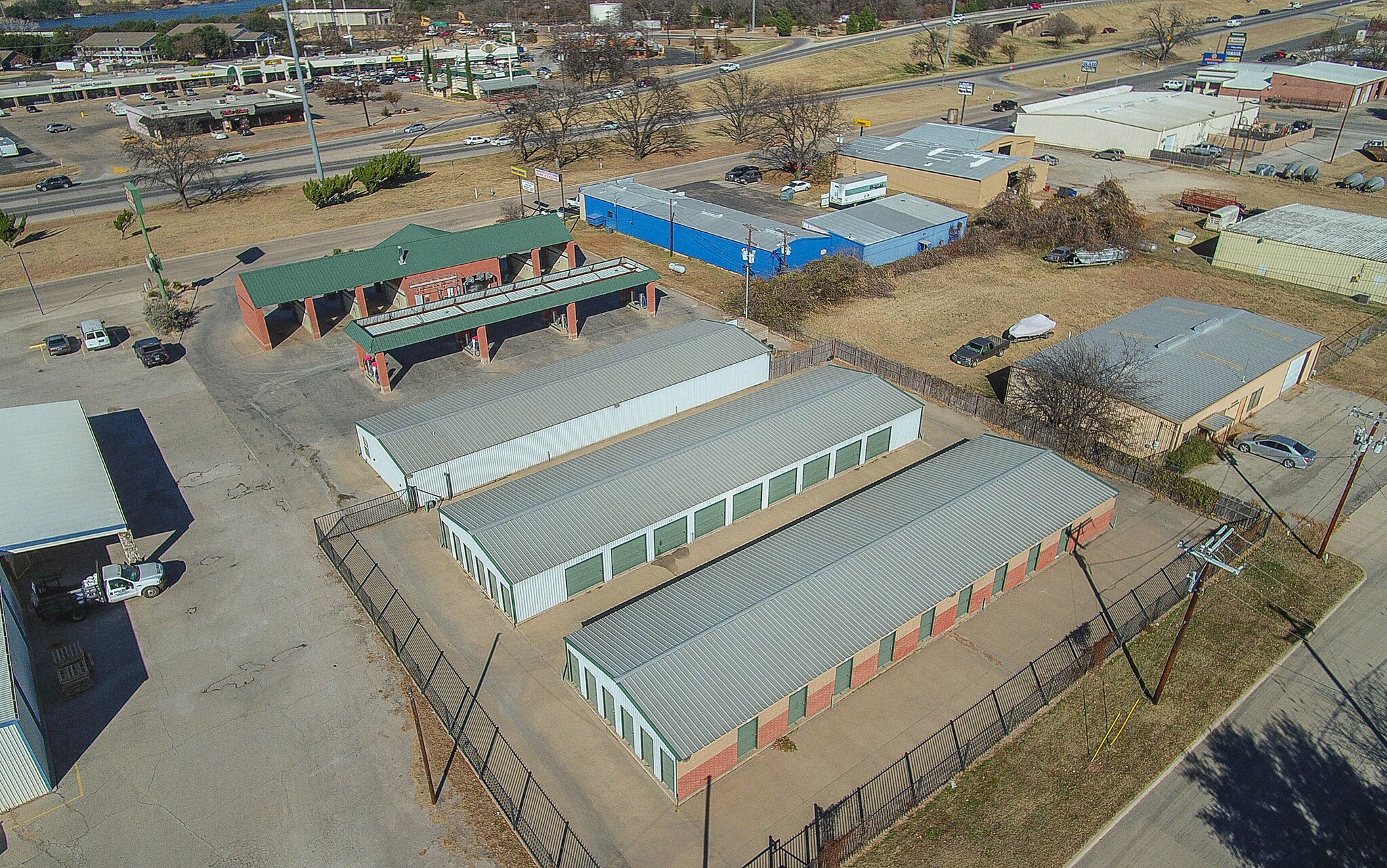 1433 N Plaza Dr, Granbury, TX à vendre Photo principale- Image 1 de 18