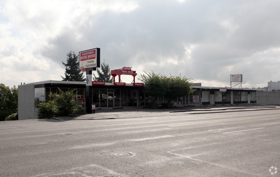 2301-2313 Tacoma Ave S, Tacoma, WA for lease - Building Photo - Image 2 of 5