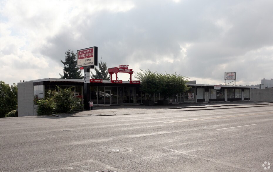 2301-2313 Tacoma Ave S, Tacoma, WA à louer - Photo du bâtiment - Image 2 de 5