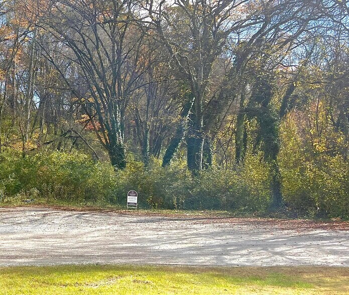 525 Kingwood St, Kingston, TN for sale - Building Photo - Image 2 of 9