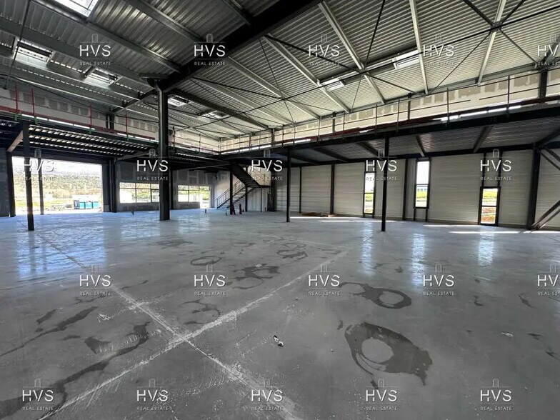 Flex in Rousset for sale - Interior Photo - Image 2 of 8