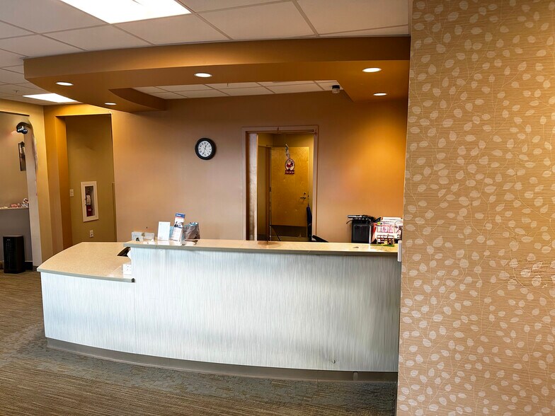 13 Healthcare Dr, Rochester, NH à louer - Photo intérieure - Image 2 de 5