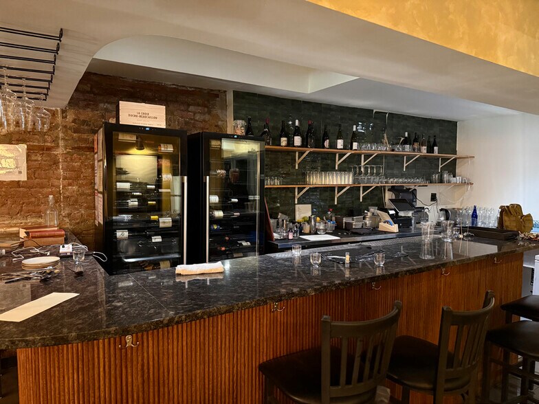 95 2nd Ave, New York, NY à louer - Photo du bâtiment - Image 3 de 30