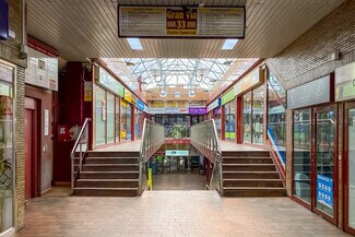 Plus de détails pour Calle Gran Vía, 37, Majadahonda - Commerce de détail à vendre