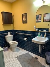 5501 Lamar Blvd N, Austin, TX for lease Interior Photo- Image 2 of 5