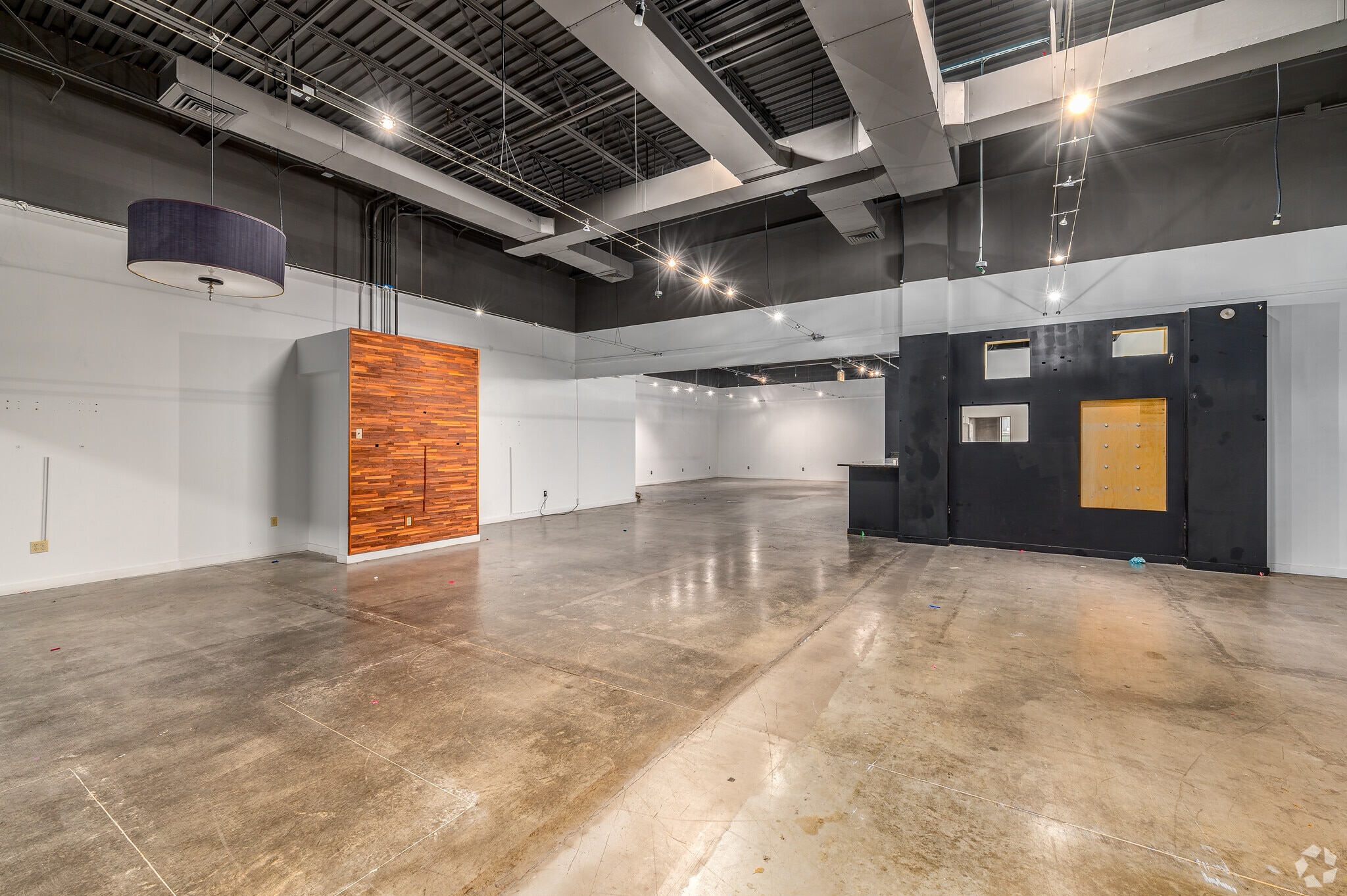 23533 Mercantile Rd, Beachwood, OH à louer Photo intérieure- Image 1 de 5