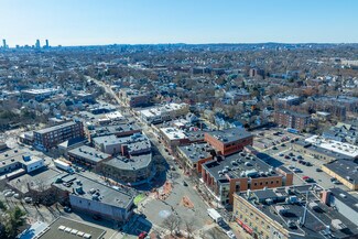 Plus de détails pour One Davis Sq, Somerville, MA - Bureau/Commerce de détail, Vente au détail à louer