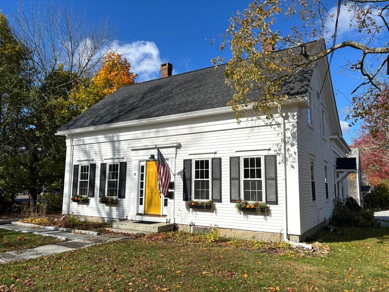 79 Elm St, Camden, ME à louer - Photo principale - Image 1 de 10