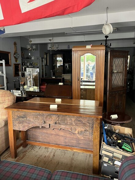 5 Market St, High Peak à vendre - Photo du bâtiment - Image 2 de 10