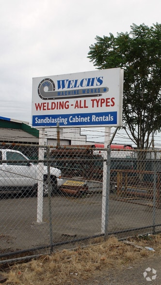 2150 Cross St, Eugene, OR for lease - Building Photo - Image 3 of 52