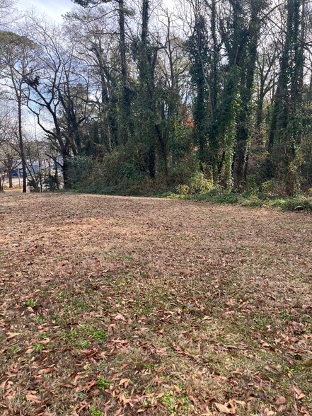 2528 Candler rd, Decatur, GA à vendre - Photo du bâtiment - Image 2 de 5